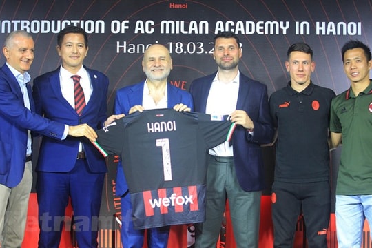 Học viện bóng đá AC Milan chính thức được ra mắt tại Hà Nội